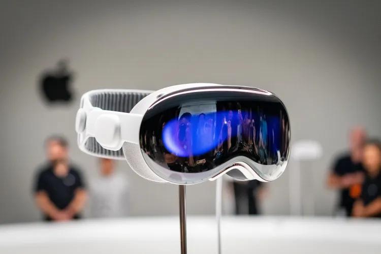 苹果指控前 Vision Pro 工程师窃取商业机密这起诉讼称，员工在跳槽到 Snap 公司担任“相似”职位之前，下载了公司的数据