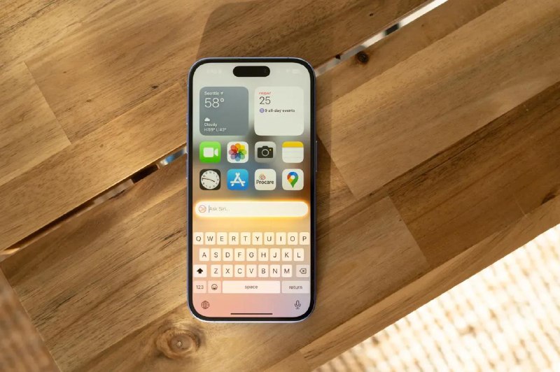 Apple 升级后的 Siri 可能要到明年春天才会上线它可能会与 iOS 26.4 一起推出据彭博社报道 ，苹果公司的目标是在2026年春季推出升级版的Siri（与iOS 26.4一同推出）