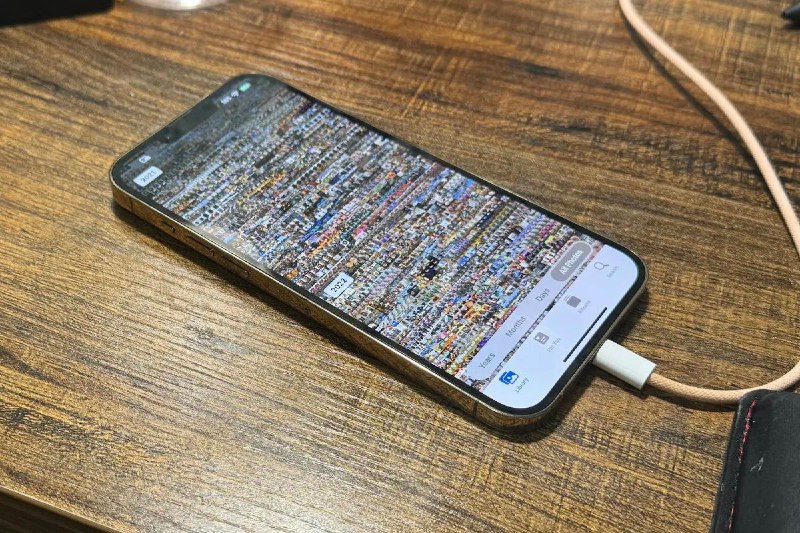 安全人员通过逆向发现了iOS 设备出现已删除照片的原因原来这些“已删除”的文件可能一直都在这些设备上在向 9to5Mac 详细说明这个问题时，苹果表示这是由设备文件系统上的一个损坏的数据库条目引起的，这影响了设备本身的文件，而不影响那些已经同步到 iCloud 的文件