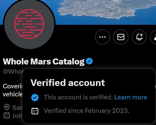 也许是因为欺诈横行，Twitter 网页端现在可以查看该用户初次验证(旧版验证系统)的时间马斯克的标签看起来像是自定义的
