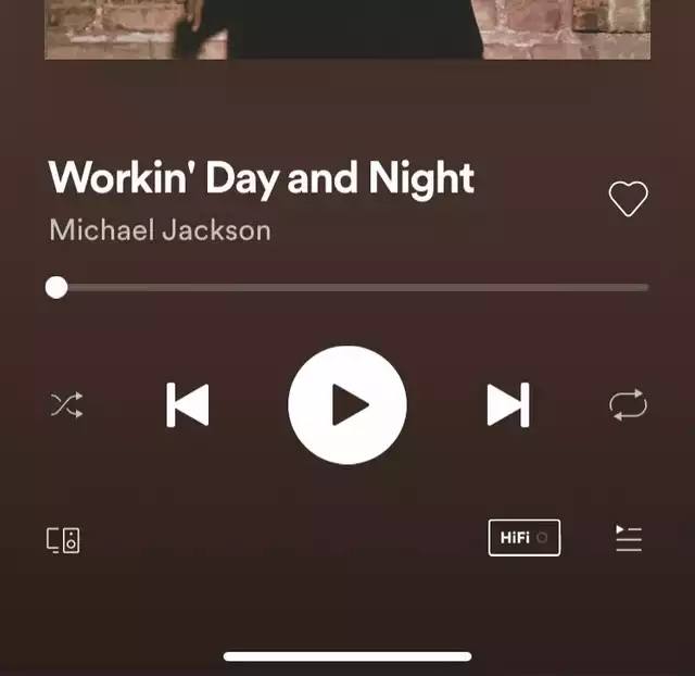 Reddit:  用户称，其在使用 Spotify 时发现存在 HiFi 音质的图标.imgur : 这位用户补充说，这是个很短暂的画面，但他使用录屏录制了下来.