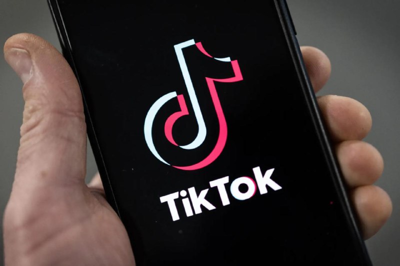特朗普再次推迟 TikTok 禁令，称交易‘需要更多工作’特朗普总统表示，他将推迟执行一项美国法律，该法律要求 TikTok 的母公司在 75 天内出售给非中国所有者——新截止日期定在 6 月中旬