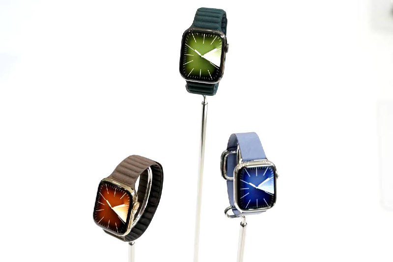 Apple Watch禁令生效，此前拜登政府放弃了否决权美国总统乔·拜登的政府周二拒绝否决一个政府法庭基于医疗监测技术公司Masimo（MASI.O）的投诉而做出的禁止进口苹果（AAPL.O）手表的决定