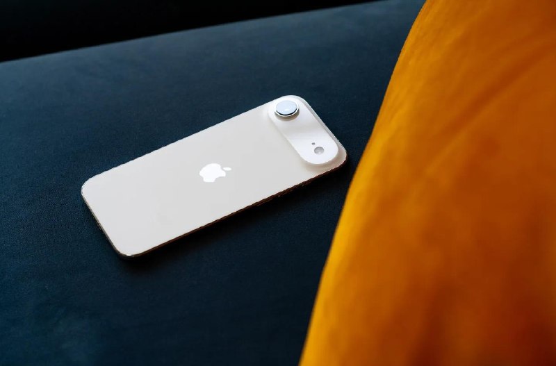 Apple 将所有旧款 iPhone 的售价上调了 100 美元此次涨价涉及 iPhone 16、整个 iPhone 17 系列以及 iPhone Air