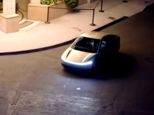 马斯克称，特斯拉Robotaxi名为Cybercab，它没有方向盘和踏板