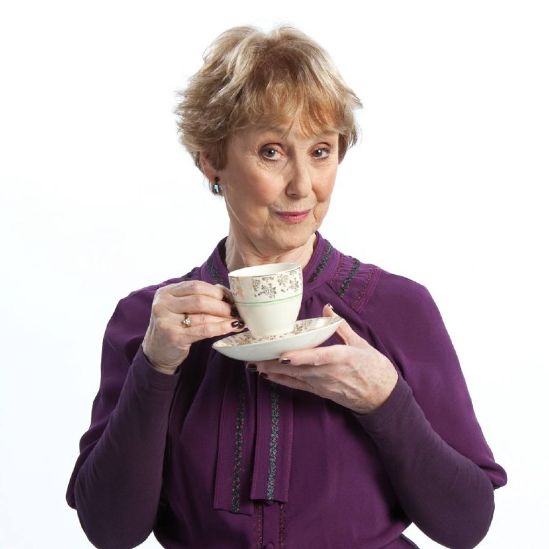 BBC: 神探夏洛克女星斯塔布斯去世曾在英剧《神探夏洛克》中饰演房东哈德森太太的英国演员尤娜•斯塔布斯（Una Stubbs）近日在家中去世，享年84岁