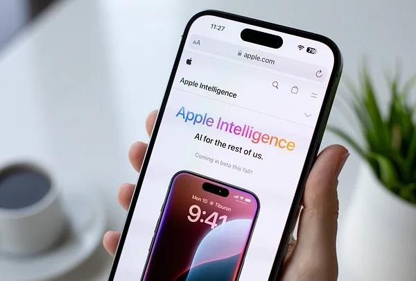 苹果内部评估：自家 AI 技术落后同行 2 年根据 Mark Gurman 最新一期 Power On 通讯报道，Apple 部分员工认为公司在人工智能发展方面落后业界约两年