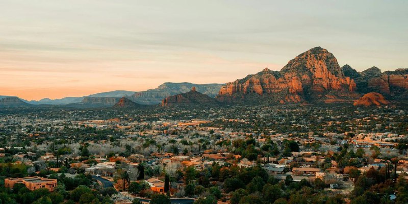 台积电亚利桑那州的第二家芯片工厂推迟建设了；可能还会采用较落后的技术台积电在亚利桑那州的第二家芯片工厂开工时间也像第一家一样推迟了