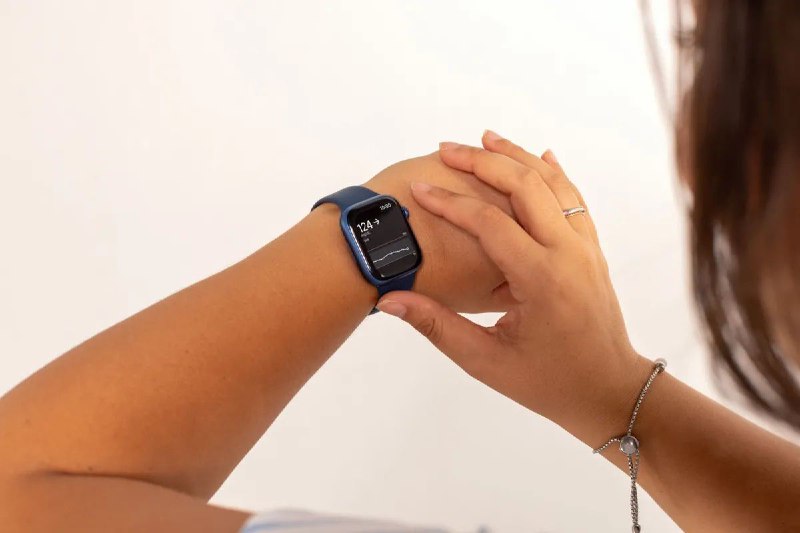 Dexcom G7 现在可以让你在 Apple Watch 上实时监测血糖从今天开始，Dexcom G7 连续血糖监测仪（CGM）用户将能够直接通过 Apple Watch 监测他们的实时血糖数据