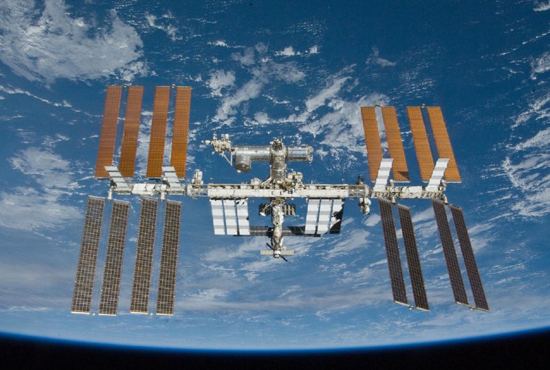 特朗普计划消减NASA 2026年预算，并为马斯克提供更多资金特朗普建议削减 NASA 2026 年预算的四分之一特朗普政府已经发布了一项提案，计划削减大约四分之一的 NASA 2026 年预算，减少国际空间站的人数规模和在那里进行的研究数量