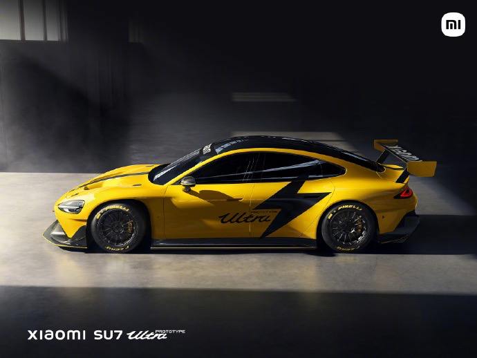 小米公布SU7 Ultra 原型车，今年10月初正式征战纽北！🗒 标签: #小米 #SU7 📢 频道: @GodlyNews1🤖 投稿: @GodlyNewsBot
