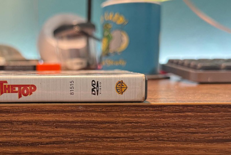 检查你的 DVD 光盘是否有光盘腐蚀——华纳兄弟表示将更换这些光盘华纳兄弟家庭娱乐公司告诉 JoBlo，受到影响的 DVD 是在 2006 年至 2008 年间制作的