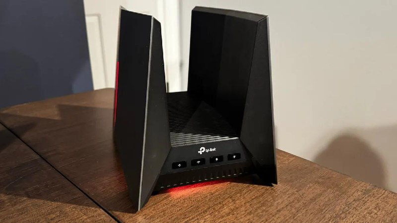 TP-Link 确认成功完成了 Wi-Fi 8 的测试新一代无线标准将显著提升连接的可靠性和降低延迟TP-Link 今天宣布已使用一款原型设备成功完成了 Wi-Fi 8 硬件的首次试验