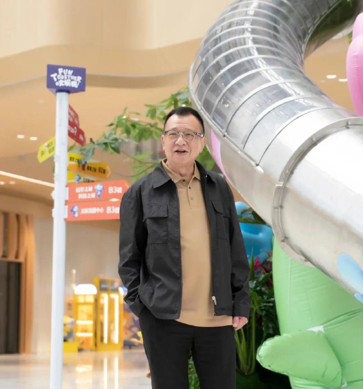 TVB演员“欢喜哥”许绍雄离世据中国新闻网报道，资深艺人许绍雄因癌症致器官衰竭，28日凌晨安详离世