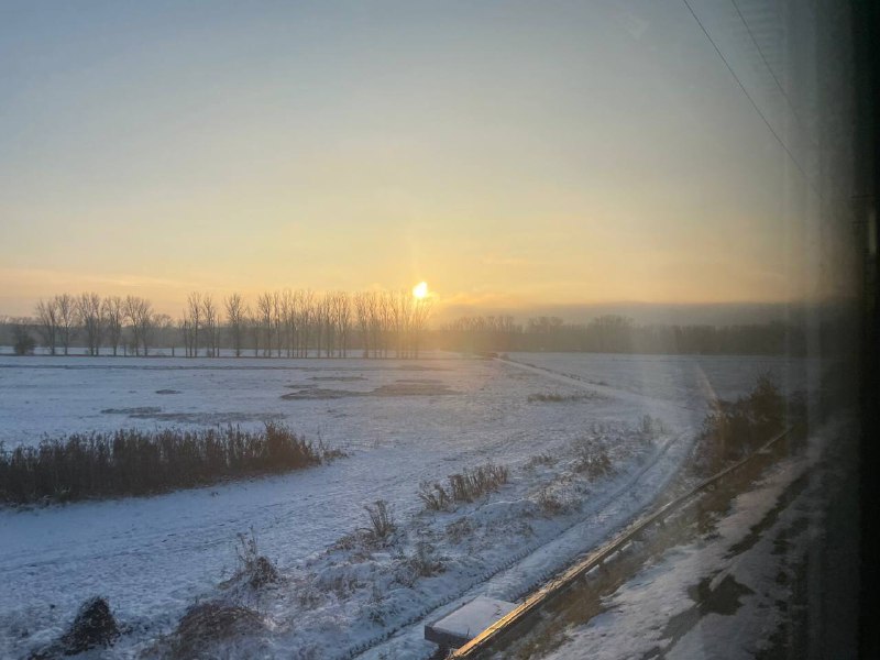 一位X用户称：自2010年以来，欧洲还没有见过这样的积雪——60%被白色的积雪覆盖!❄️