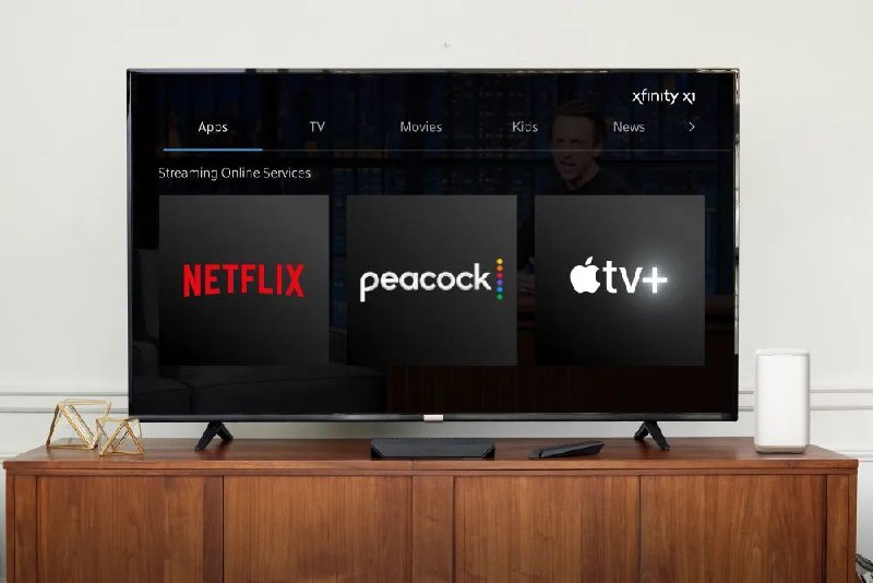 Comcast公布了 Netflix、Peacock、Apple TV+ 联合套餐的价格从下周开始，这家有线电视巨头将推出 StreamSaver 套餐，其中包括 NBCUniversal 的 Peacock Premium（含广告）、Netflix Basic（含广告）和 Apple TV+，并为其电视和宽带用户提供折扣价
