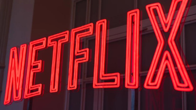 美区Netflix 再次涨价，上一次涨价是在 2025 年 1 月所有订阅档位的费用至少上调了 1 美元，额外成员的收费也提高了• 含广告方案从每月 7.99 美元涨到 8.99 美元• 标准方案从 17.99 美元涨到 19.99 美元• 高级方案从 24.99 美元涨到 26.99 美元