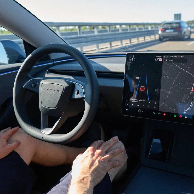 特斯拉正鼓励昏昏欲睡的驾驶员使用FSD，这可能带来严重后果《连线》(WIRED)报道，自从特斯拉于2020年推出其“全自动驾驶”（Full Self-Driving, FSD）功能的测试版以来，该公司的用户手册已明确指出：与名称相反，使用该功能的汽车无法自动驾驶