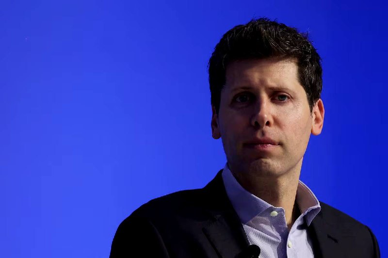 萨姆·奥特曼将重返OpenAI担任首席执行官OpenAI周三表示，已经达成协议，Sam Altman将以首席执行官的身份重返OpenAI，并组建一个新的初始董事会，成员包括Bret Taylor、Larry Summers和Adam D'Angelo
